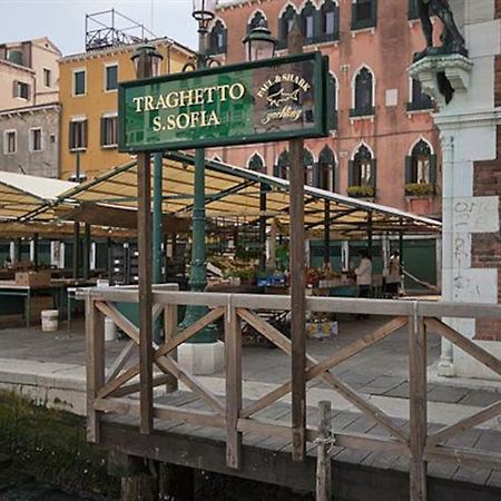 Loft Overlooking The Grand Canal Venecia Exterior foto
