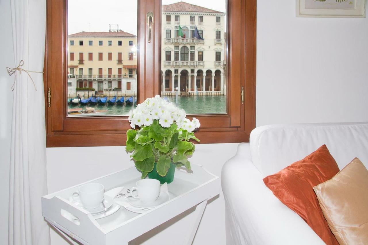 Loft Overlooking The Grand Canal Venecia Exterior foto