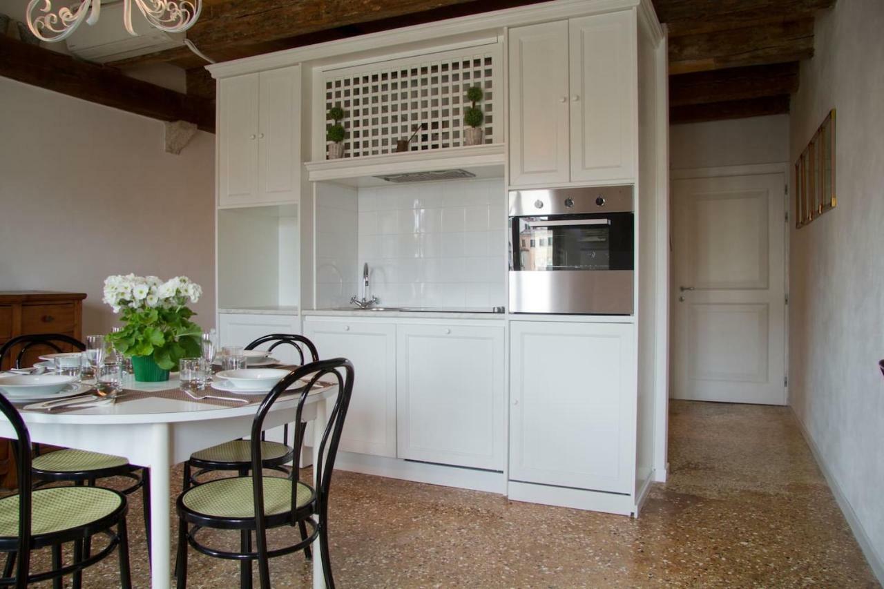 Loft Overlooking The Grand Canal Venecia Exterior foto